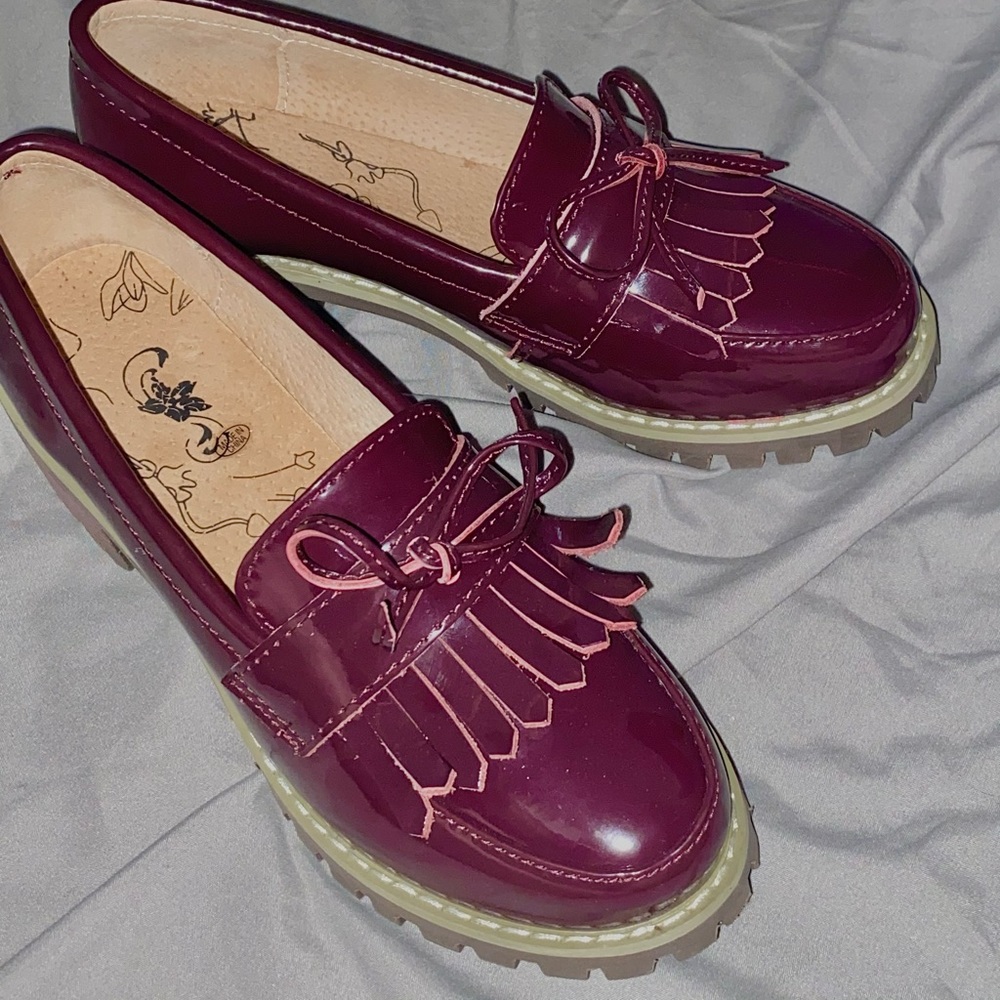 PLUM LOAFERS